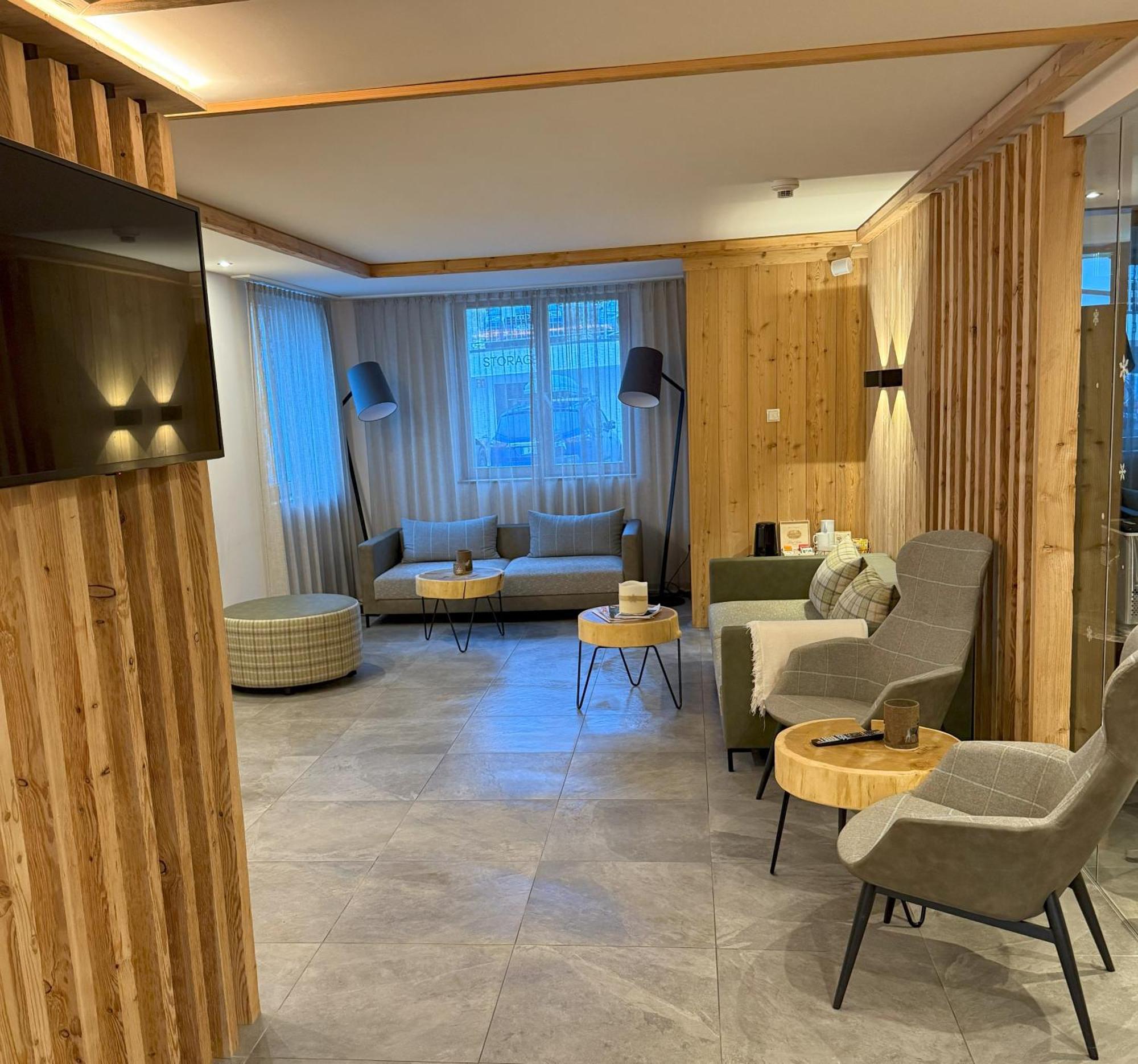 Alpin Apartments Mayrhofen Esterno foto